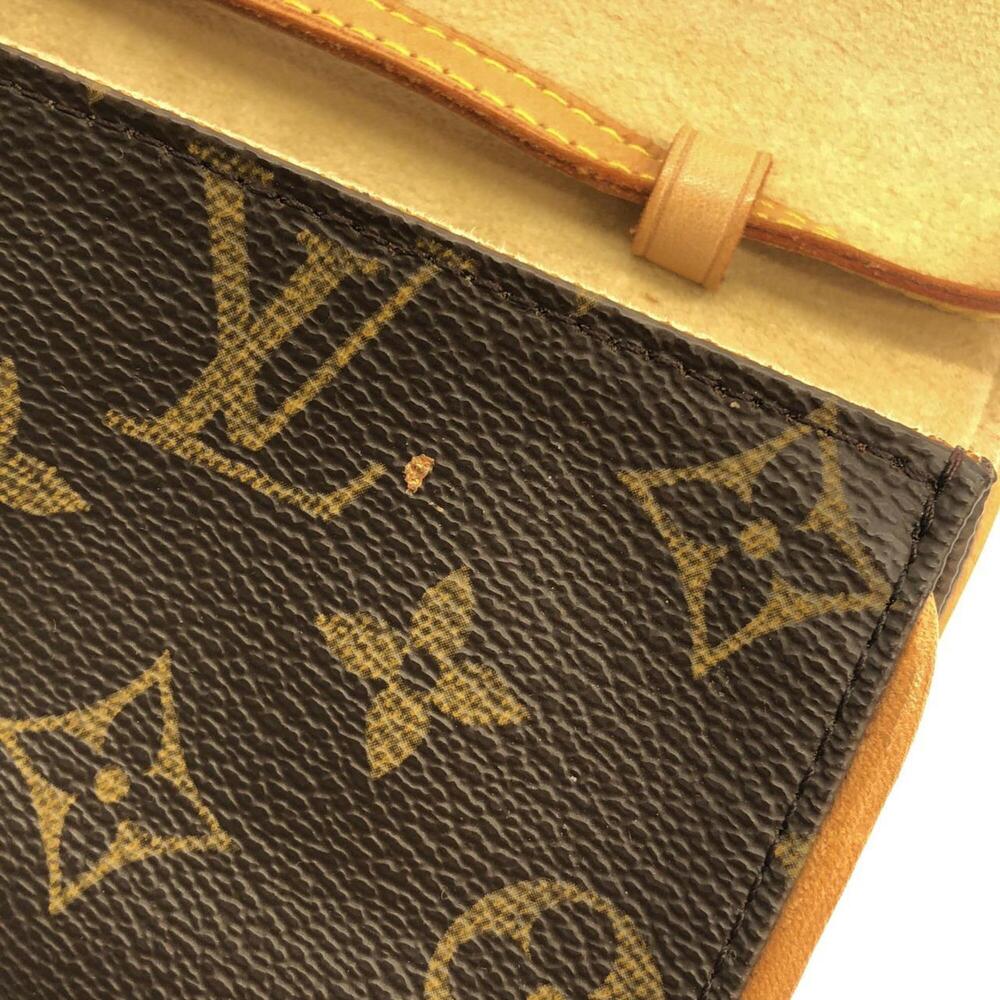 LOUIS VUITTON Brown Monogram Pochette Shoulder Bag - Picture 8 of 10